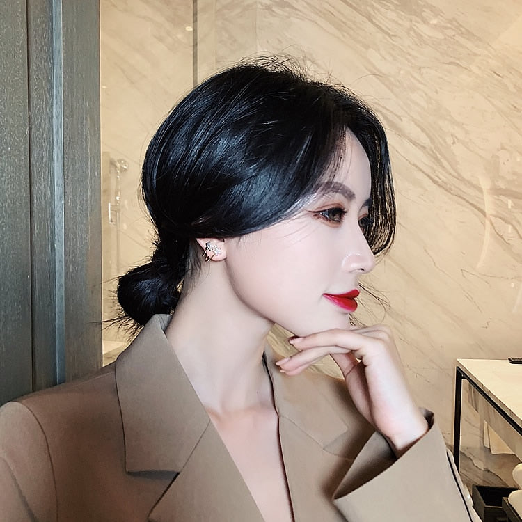 New Korean Classic Sweet Crystal Flowers Clip Earrings For Women Fashion Shiny Zircon Party Boucle D'oreille Girls Jewelry